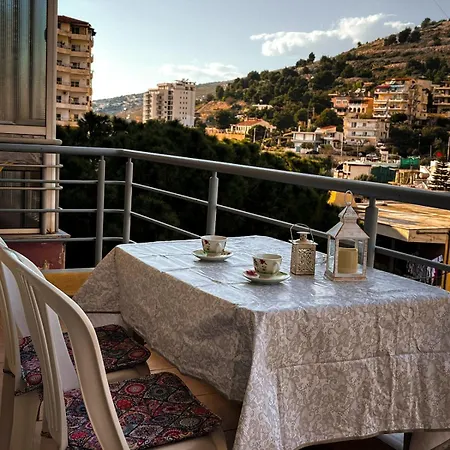 Bright 5th-floor With Balcony סרנדה